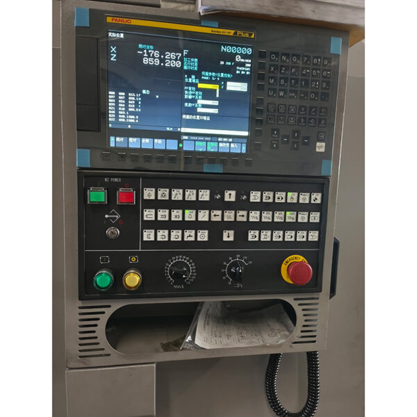 TORNO-CNC-de-BANDA-PLANA-CK61100-1