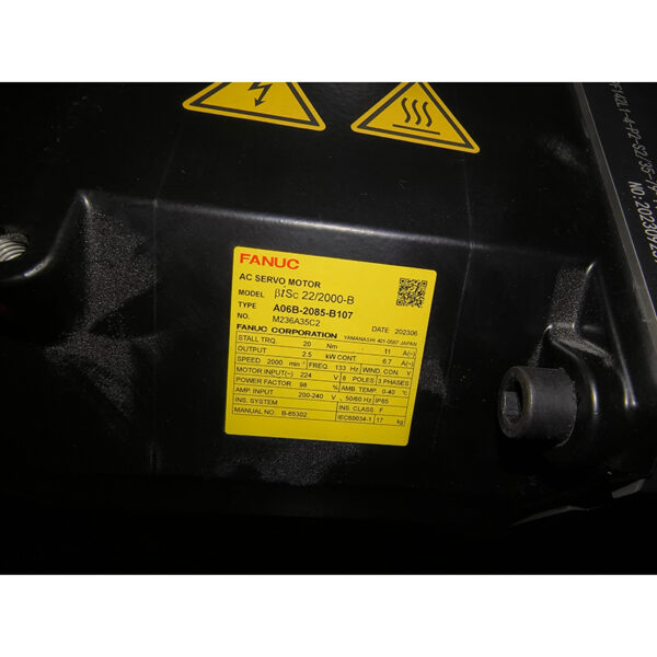 TORNO-CNC-de-BANDA-PLANA-CK61100-4