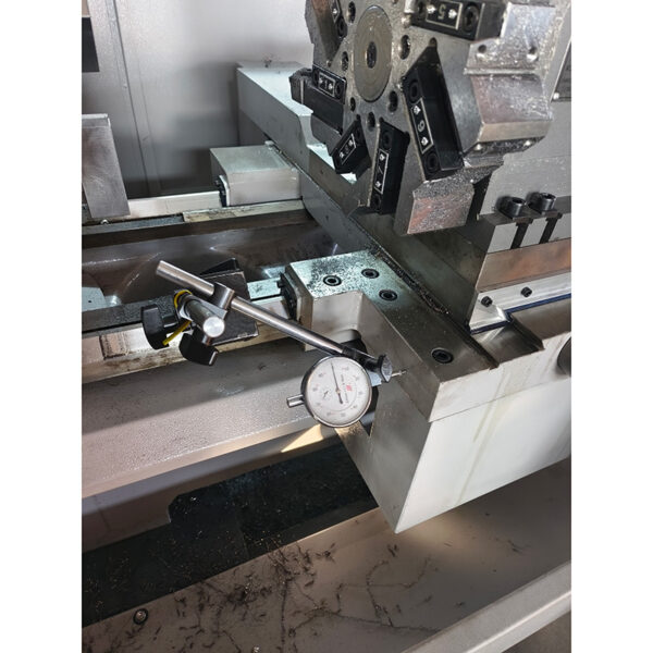 TORNO-CNC-de-BANDA-PLANA-CK6140-3