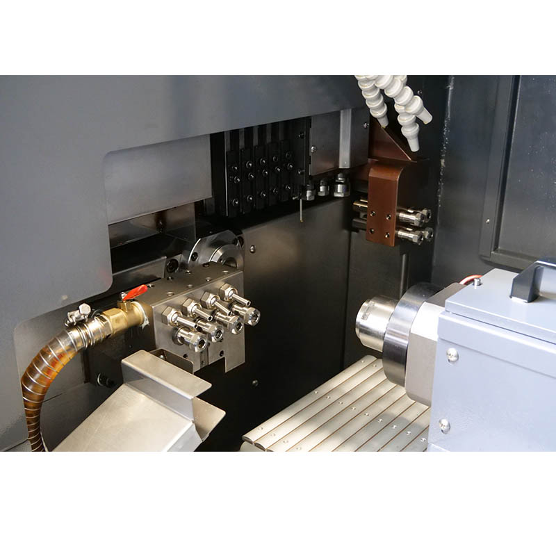 TORNO-SUIZO-CNC-B1305-5