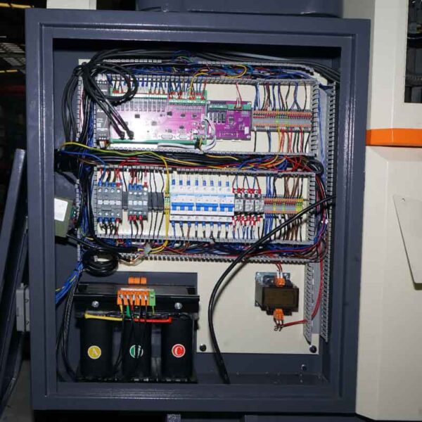 TORNO-SUIZO-CNC-B1306-6