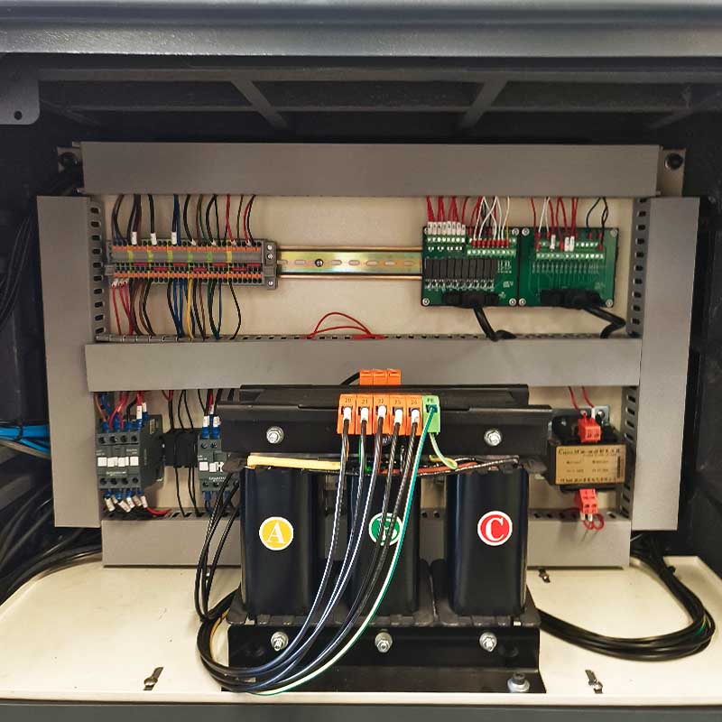 TORNO-SUIZO-CNC-D20-4