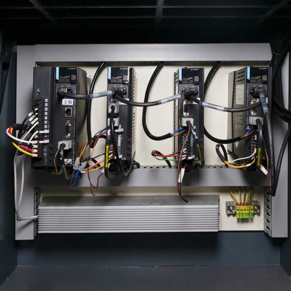 Torno CNC Suizo CK1303 con Estructura de Portaherramientas Lineal - Image 3