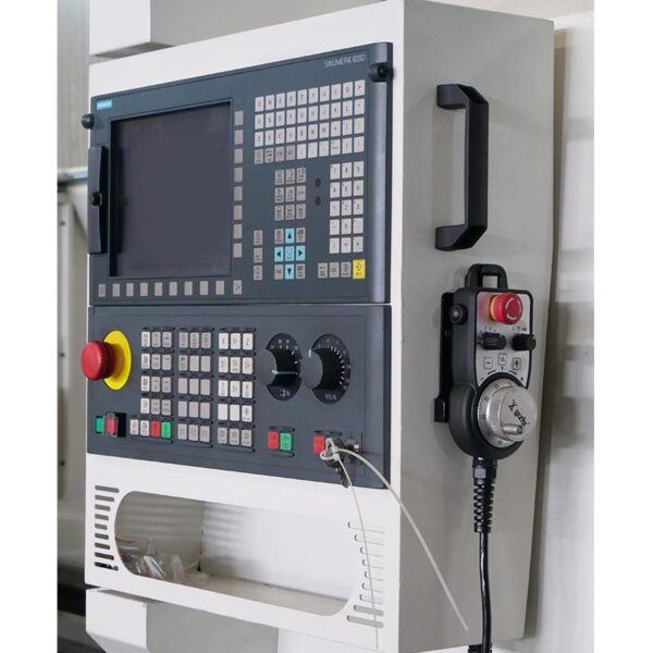 TORNO-CNC-de-BANDA-PLANA-CK6163-4000-7