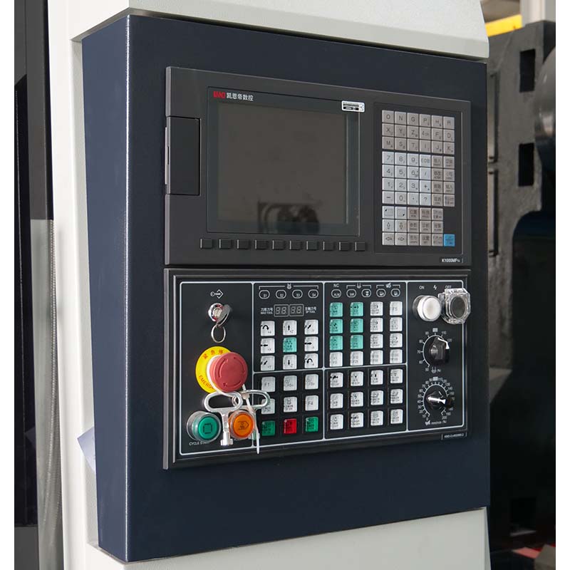 panel-de-control-CNC-de-la-mortajadora