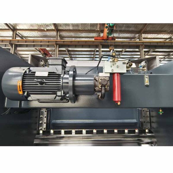 WE67K-200X2500-Prensa-plegadora-CNC (4)