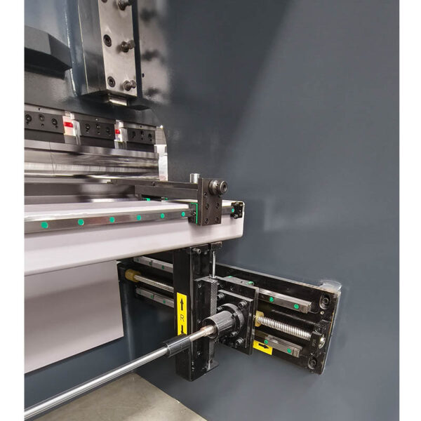 WE67K-200X2500-Prensa-plegadora-CNC (5)