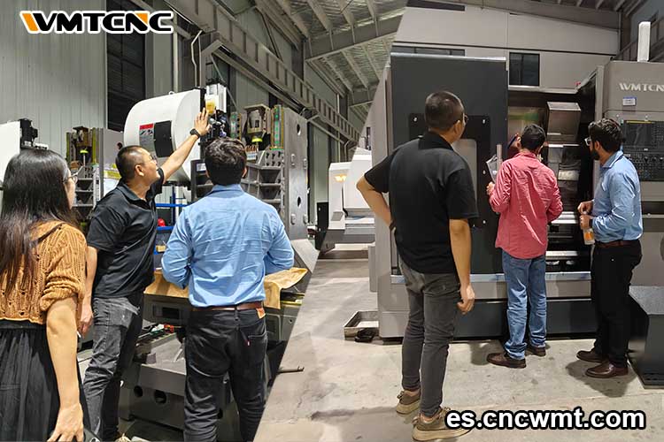 El-Equipo-Técnico-Profesional-de-WMTCNC-Ofrece-Soluciones-Personalizadas