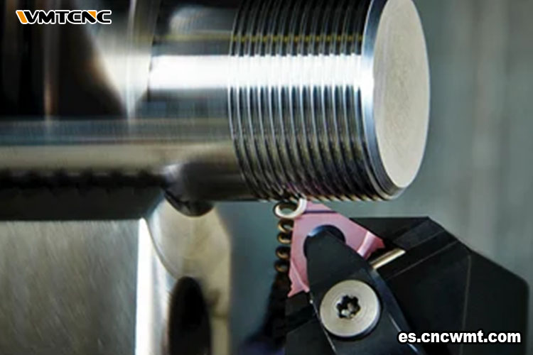 Torneado-de-roscas-externas